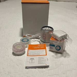 Clarisonic Mia Fit Cleansing Brush - Gray and White